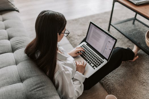 student using digital planner